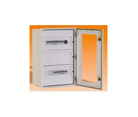 PLASTIC BOX WITH DOOR IP55 3LINES 45PORT