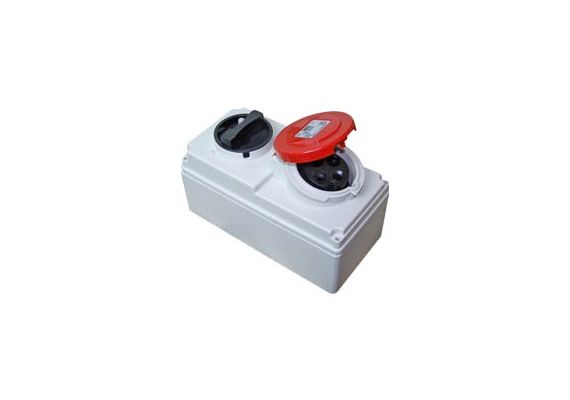 SOCKET SWITCH 4Χ16Α  IP44 PCE